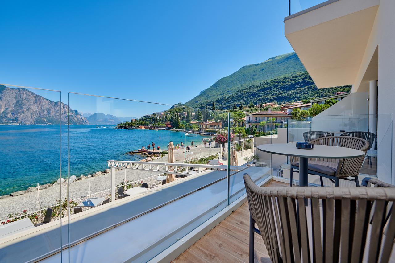 Hotel Castello Lake Front Μαλτσεζίνε Εξωτερικό φωτογραφία