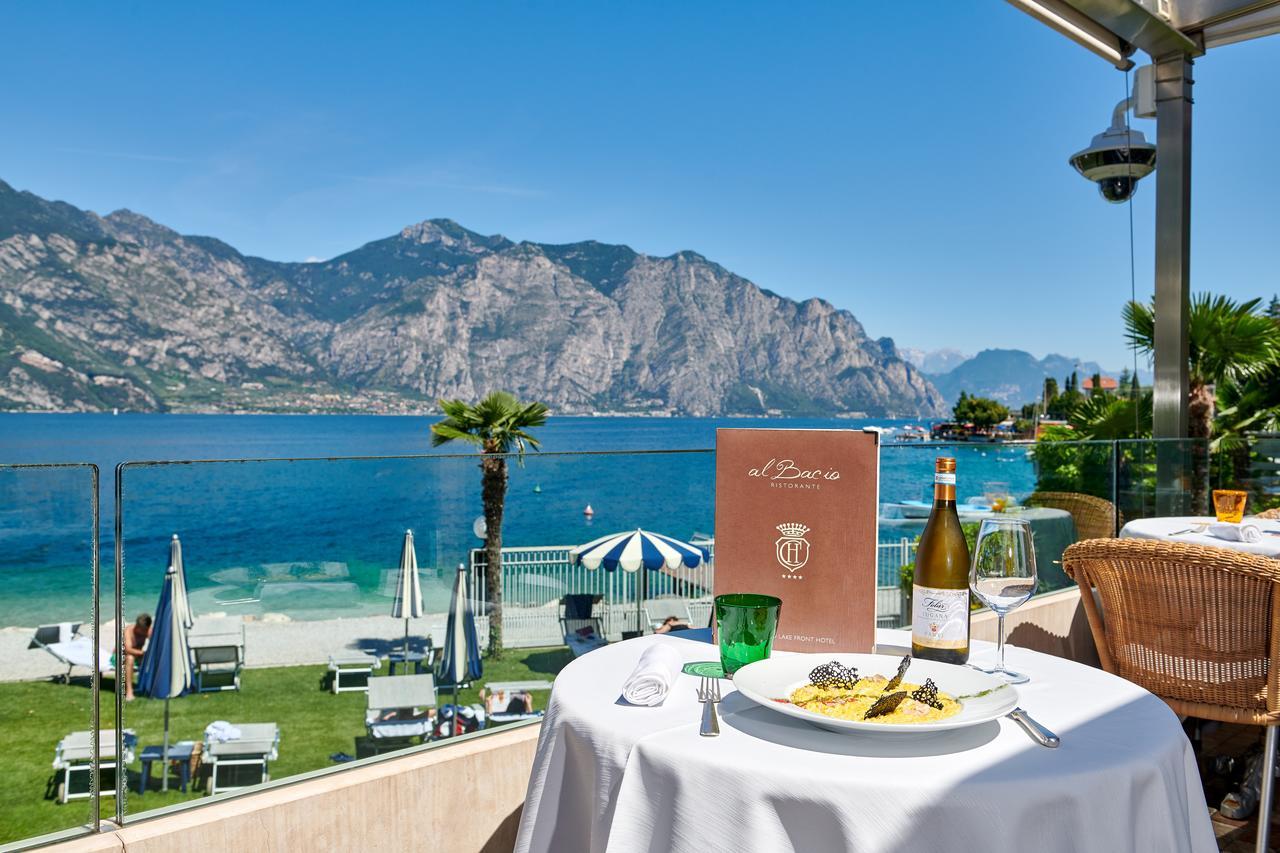 Hotel Castello Lake Front Μαλτσεζίνε Εξωτερικό φωτογραφία